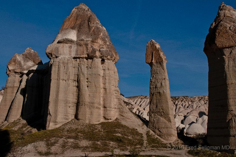 20100405_075424 D300.jpg - Ballooning in Cappadocia